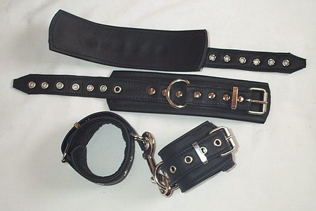 Leather Handcuffs with snaphook